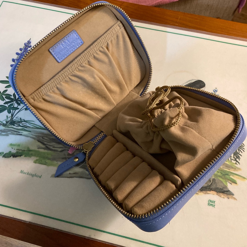 Neiman Marcus Periwinkle Purple Leather Travel Jewelry Case 6" New & Unused — image 3 of 6